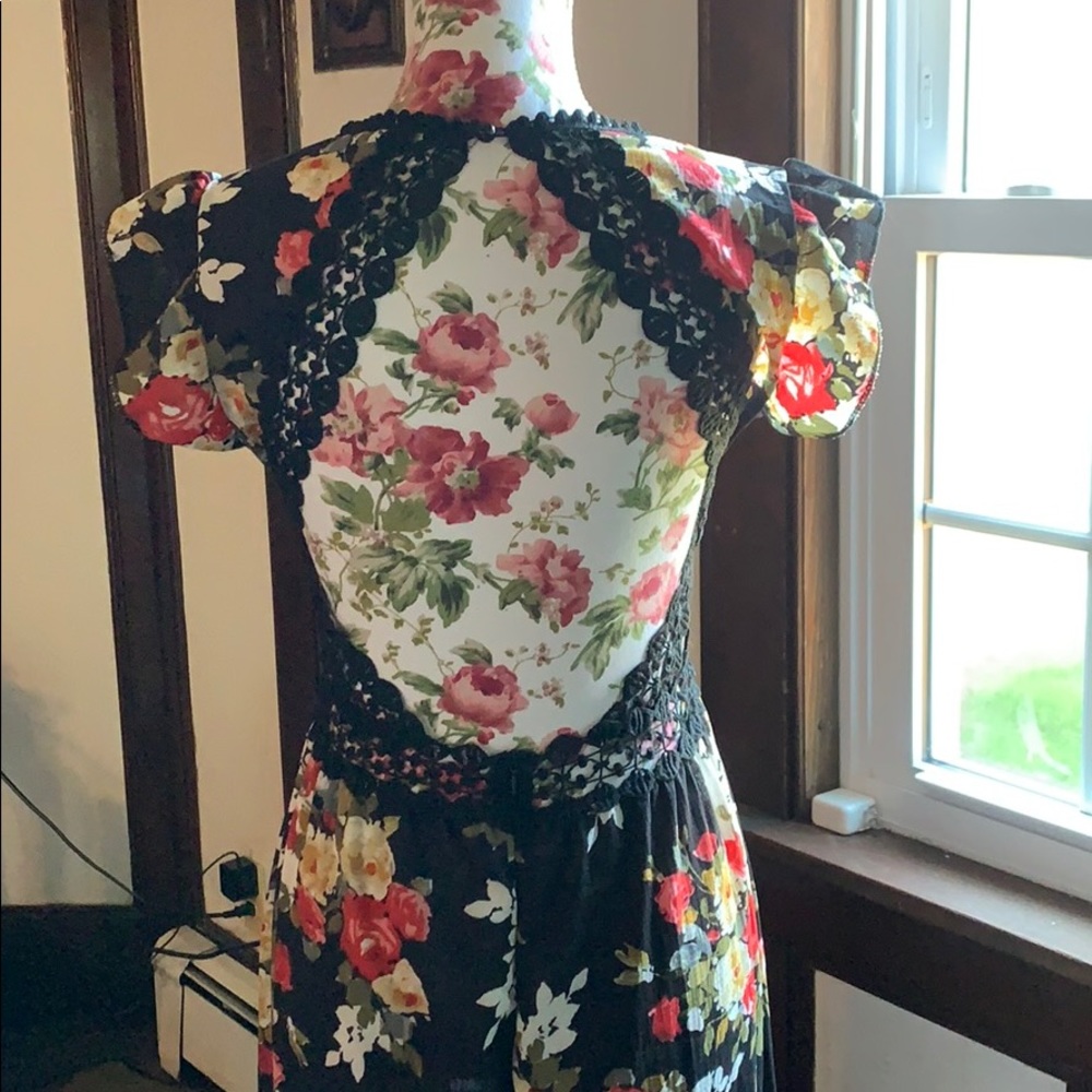 open back floral high low 💖